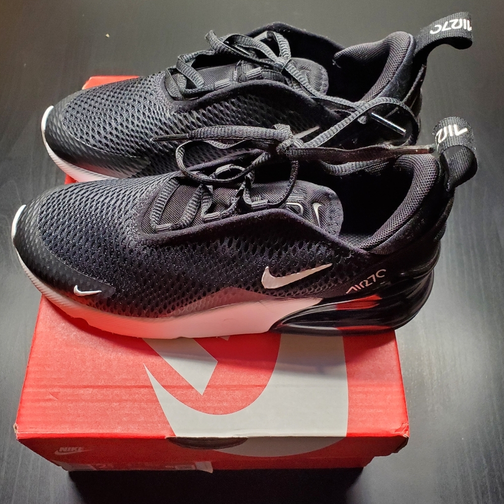 Nike Air Max 270